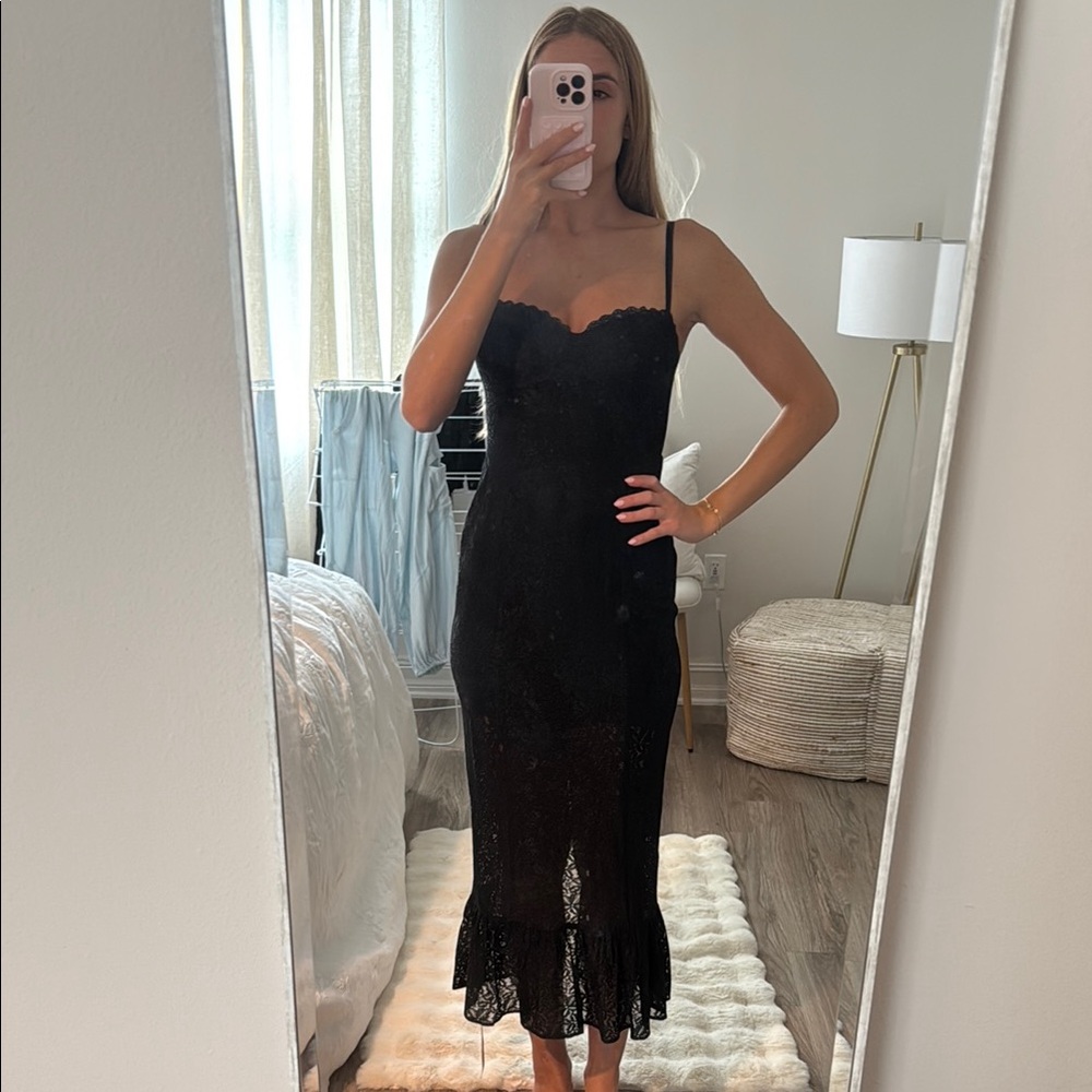 Reformation Black Bodycon Midi Dress Sweetheart Neckline